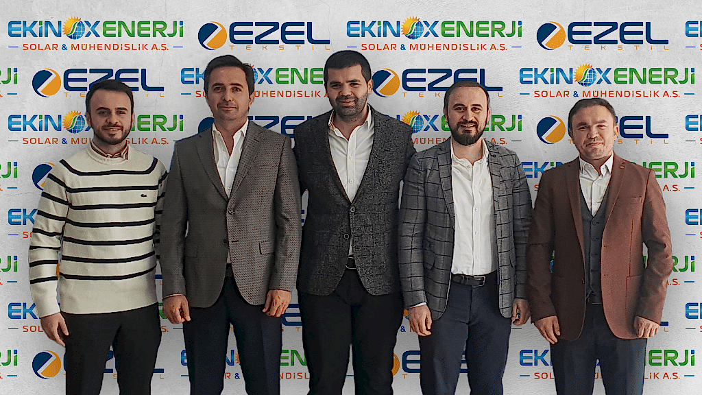 Tekstil sektörünün öncü firmalarından Ezel Tekstil’in Kahramanmaraş ili Erkenez OSB’de bulunan fabrika çatısına 1. etap olarak 7,1 MWp gücünde GES kurulumu konusunda sözleşme imzaladık.